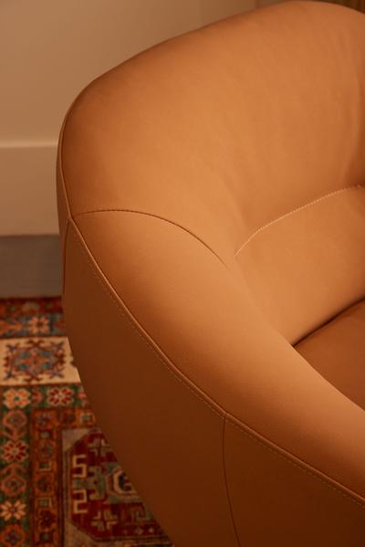 Sierra Swivel Chair Tan