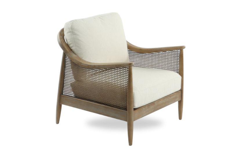 Estela Chair